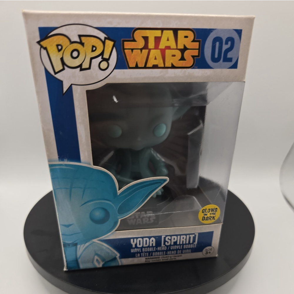 Funko Pop! Vinyl: Star Wars - Yoda - (Glow) -Walgreens (Exclusive) #2 +Protector